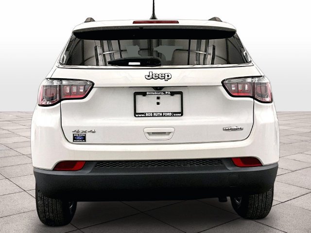 Used 2022 Jeep Compass Latitude AWD/4WD image 4