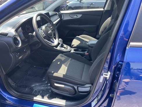 Used 2023 Kia Forte LXS FWD image 17