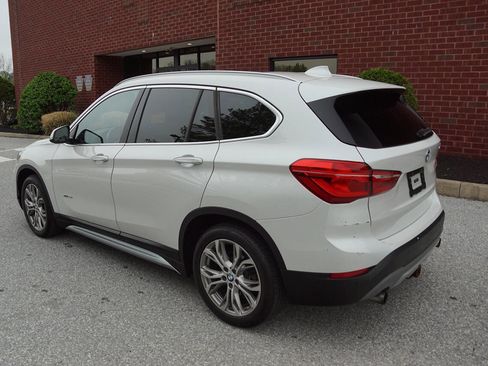 Used 2017 BMW X1 xDrive28i image 5