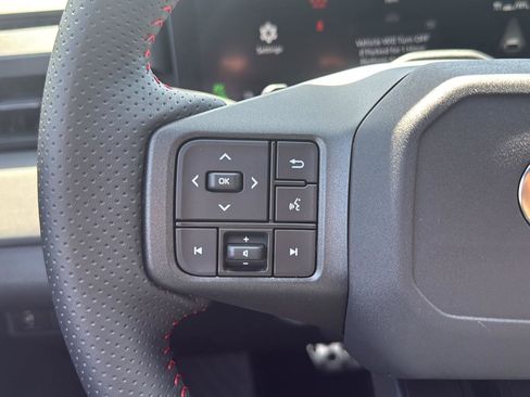 Used 2026 Toyota RAV4 AWD Plug-in Hybrid image 31