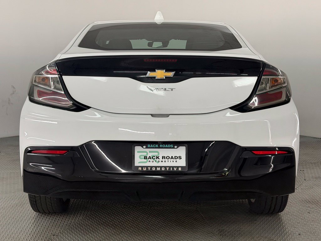 Used 2018 Chevrolet Volt LT FWD image 8