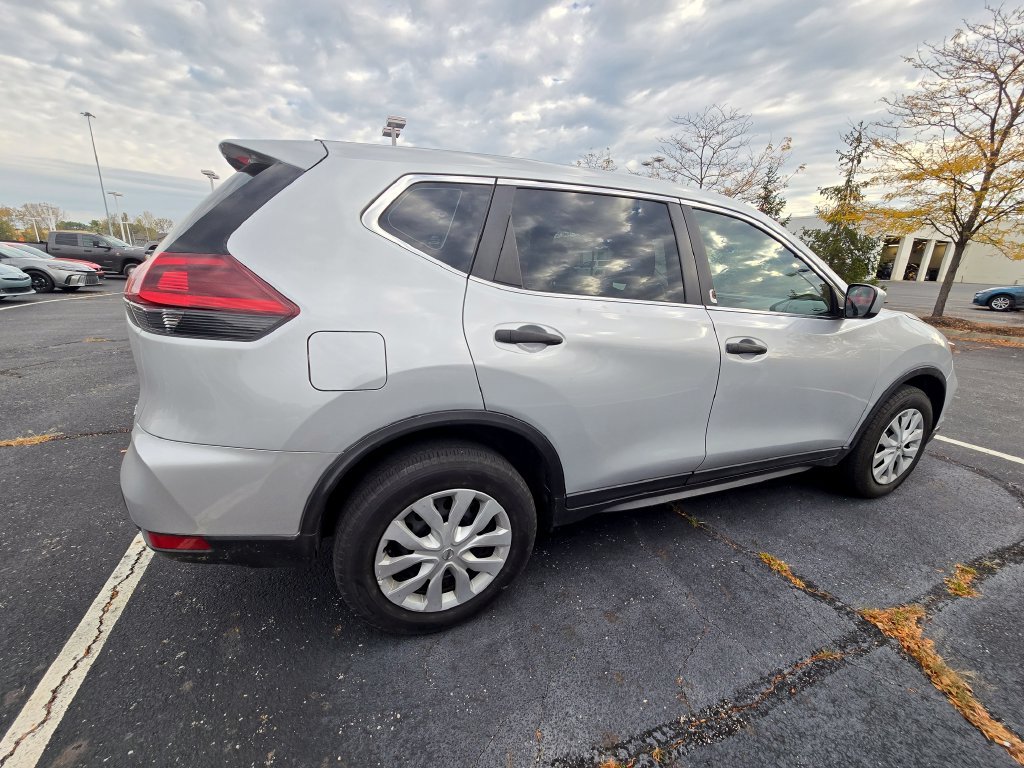 Used 2020 Nissan Rogue S AWD/4WD image 8