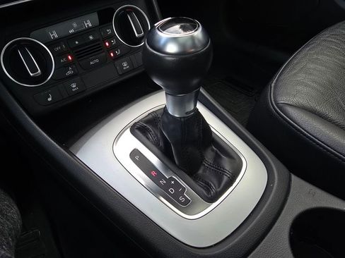 Used 2018 Audi Q3 2.0T Premium image 31