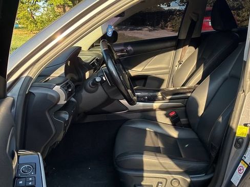 Used 2017 Lexus IS 200t w/ Navigation System Package RWD image 3