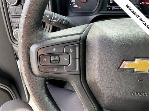 Used 2024 Chevrolet Silverado 1500 W/T w/ Z71 Off-Road Package AWD/4WD image 18