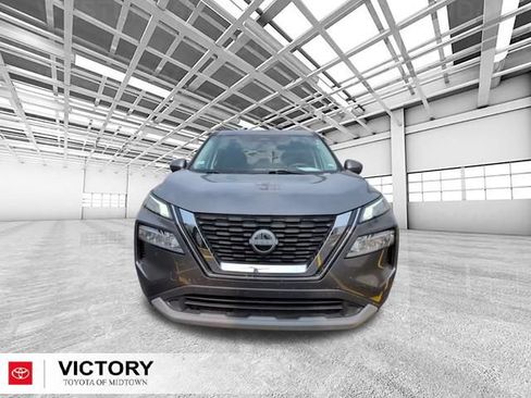 Used 2023 Nissan Rogue SV FWD image 8