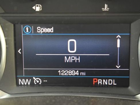 Used 2019 Chevrolet Equinox LT FWD image 16