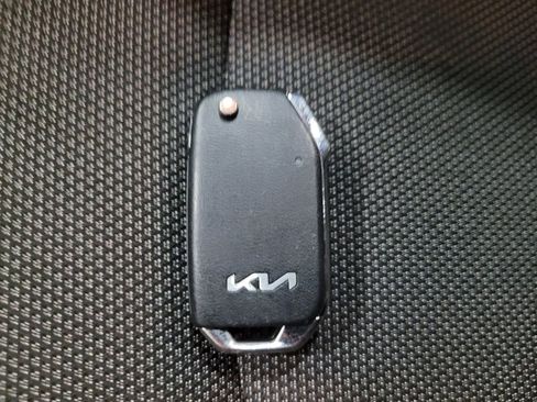 Used 2023 Kia Forte LXS w/ LXS Technology Package FWD image 32