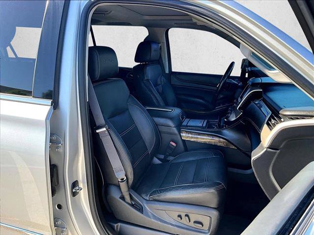 Used 2016 GMC Yukon XL Denali w/ Open Road Package AWD/4WD image 9