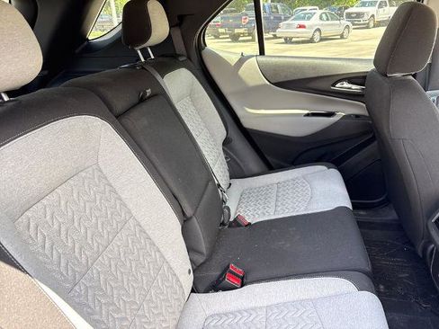 Used 2024 Chevrolet Equinox LT FWD image 28