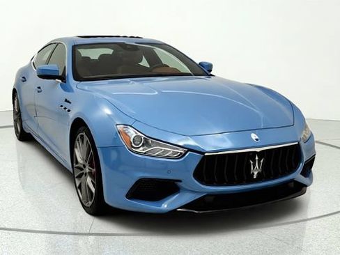 Used 2022 Maserati Ghibli Modena RWD image 2