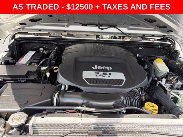Used 2012 Jeep Wrangler Sport w/ Connectivity Group AWD/4WD image 11