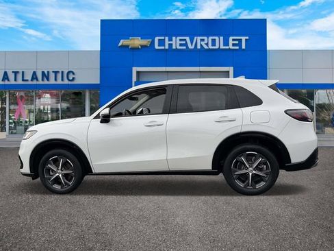 Used 2023 Honda HR-V EX-L image 4