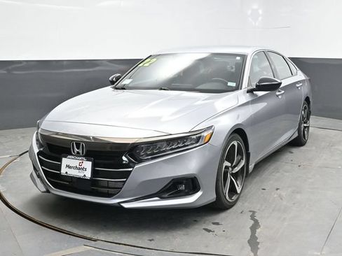 Used 2022 Honda Accord Sport image 2