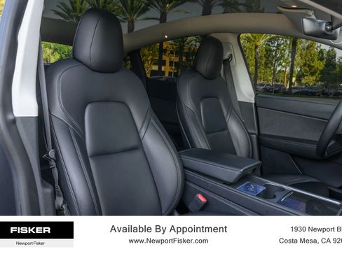 Used 2021 Tesla Model Y Long Range AWD/4WD image 26