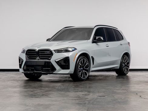 Used 2025 BMW X5 M Competition w/ Executive Package AWD/4WD image 7