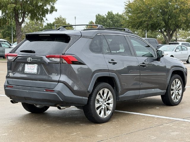 Certified 2020 Toyota RAV4 XLE Premium FWD image 4