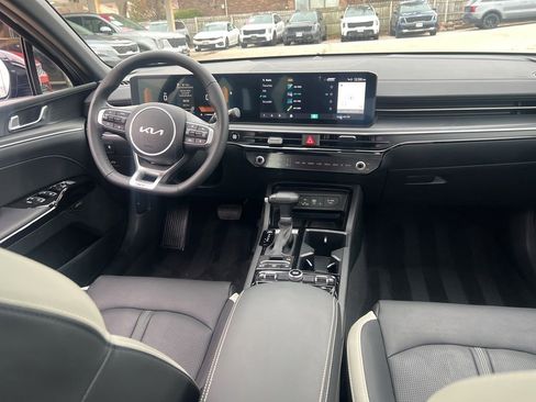 Certified 2025 Kia K5 GT-Line w/ GT-Line Premium Package image 16