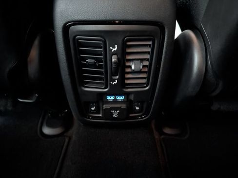 Used 2023 Dodge Durango R/T AWD/4WD image 12