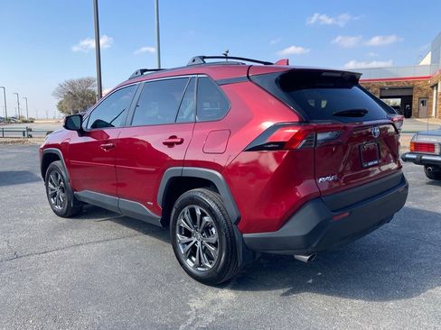 Certified 2024 Toyota RAV4 XLE Premium image 7
