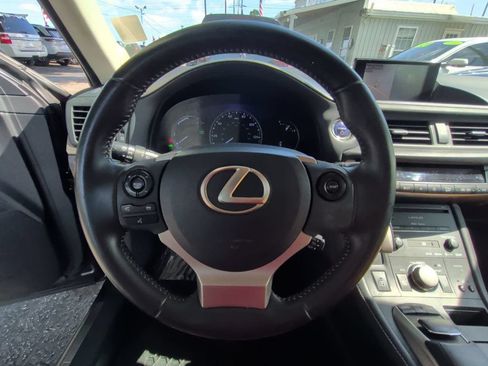 Used 2014 Lexus CT 200h FWD image 15