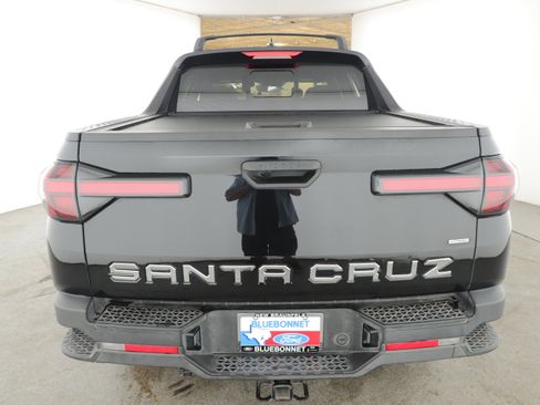 Used 2023 Hyundai Santa Cruz SEL w/ Activity Package image 4