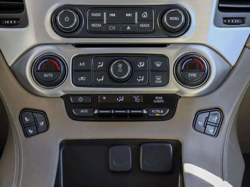 Used 2019 GMC Yukon XL SLT w/ Open Road Package image 23