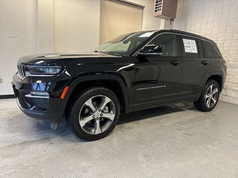 Used 2023 Jeep Grand Cherokee Limited w/ Trailer Tow Prep Group (B) image 39