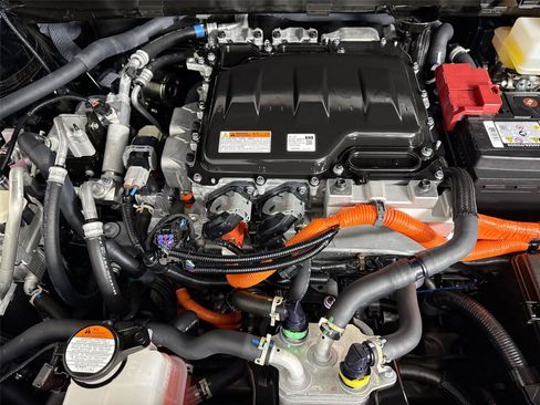 Certified 2024 Toyota bZ4X AWD w/ Weather Package image 42