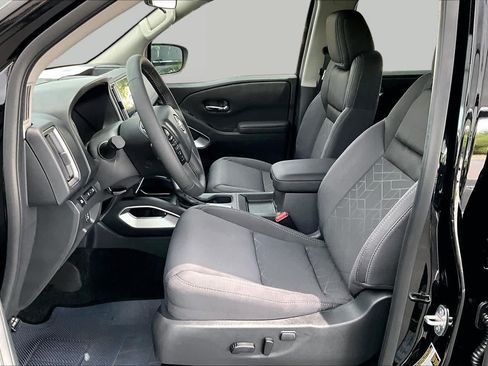New 2026 Nissan Frontier SV w/ SV Convenience Package RWD image 9