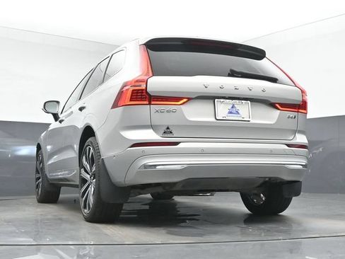Used 2023 Volvo XC60 B6 Ultimate w/ Climate Package AWD/4WD image 15