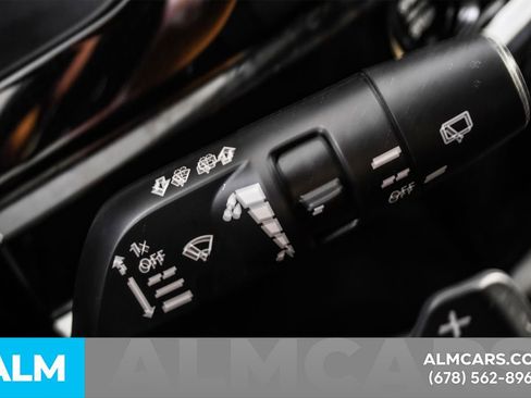 Used 2025 Nissan Pathfinder SV image 58