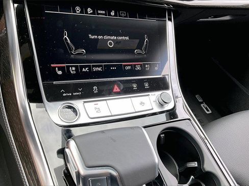New 2026 Audi Q8 Premium Plus image 16