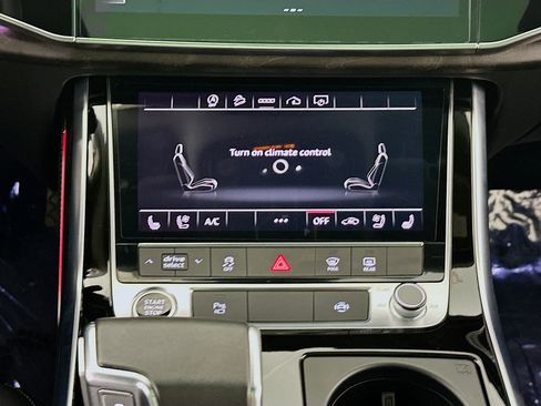 Used 2022 Audi Q8 Premium Plus w/ Premium Plus Package AWD/4WD image 13