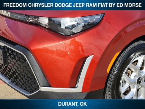 Used 2023 Kia Soul LX w/ Option Group 015 image 6