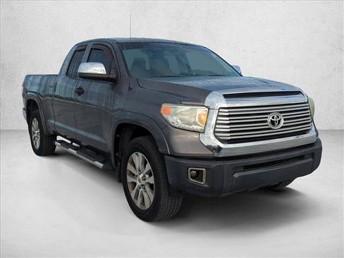 Used 2014 Toyota Tundra SR image 3