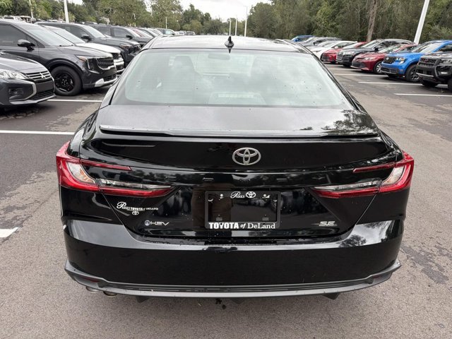 Certified 2025 Toyota Camry SE FWD image 3