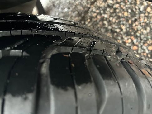 Used 2012 Hyundai Elantra GLS w/ Preferred Pkg 3 image 25