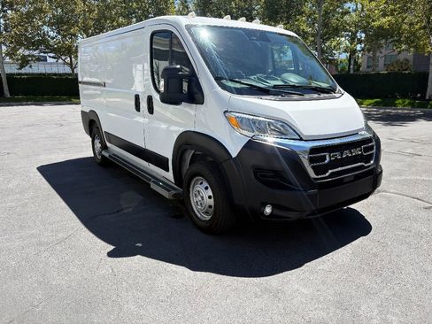 Used 2023 RAM ProMaster 2500 image 4
