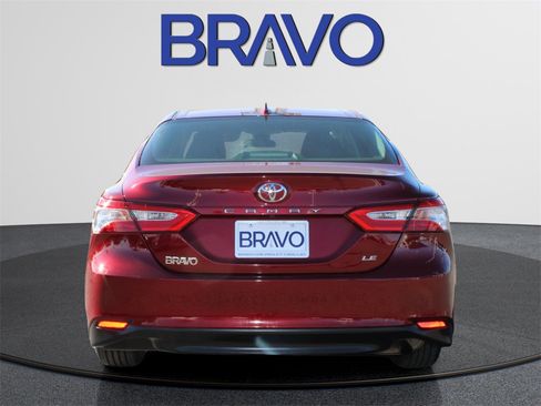 Used 2019 Toyota Camry L image 7