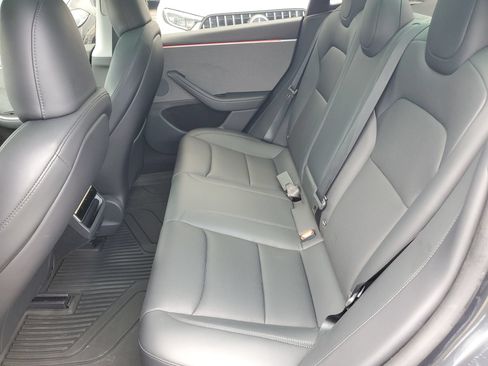 Used 2024 Tesla Model 3 Standard Range RWD image 11