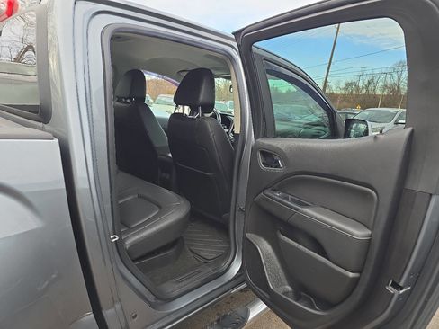 Used 2018 GMC Canyon SLT w/ Driver Alert Package image 27