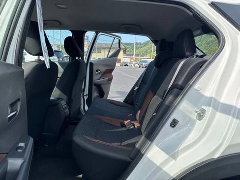 Used 2024 Nissan Kicks SR FWD image 24
