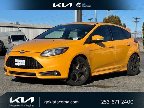 Used 2013 Ford Focus ST image 1