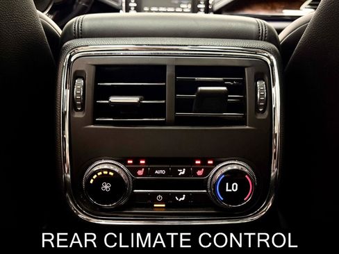 Used 2018 Lincoln Continental Reserve AWD/4WD image 19