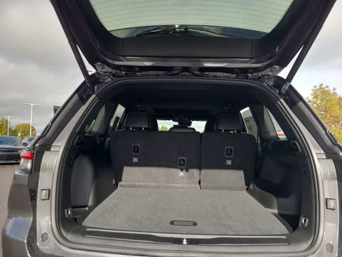 New 2025 Jeep Grand Cherokee Altitude w/ Trailer Tow Package image 27