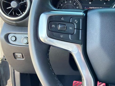 Used 2022 Chevrolet Blazer LT w/ Sound & Technology Package FWD image 35