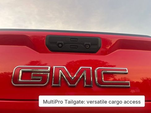 Used 2022 GMC Sierra 1500 SLE image 11
