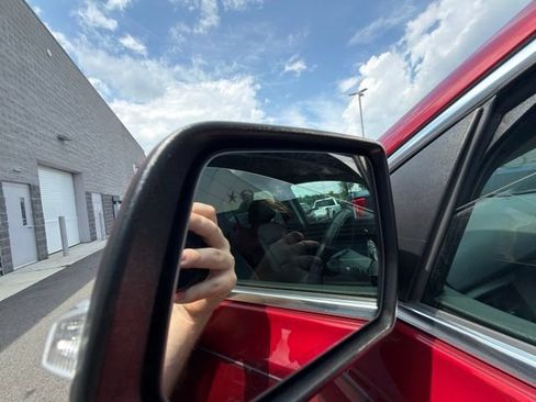 Used 2020 GMC Acadia SLT w/ Premium Package FWD image 20