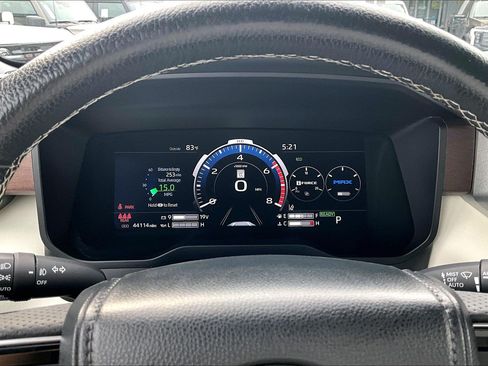 Used 2024 Toyota Tundra Capstone AWD/4WD image 21